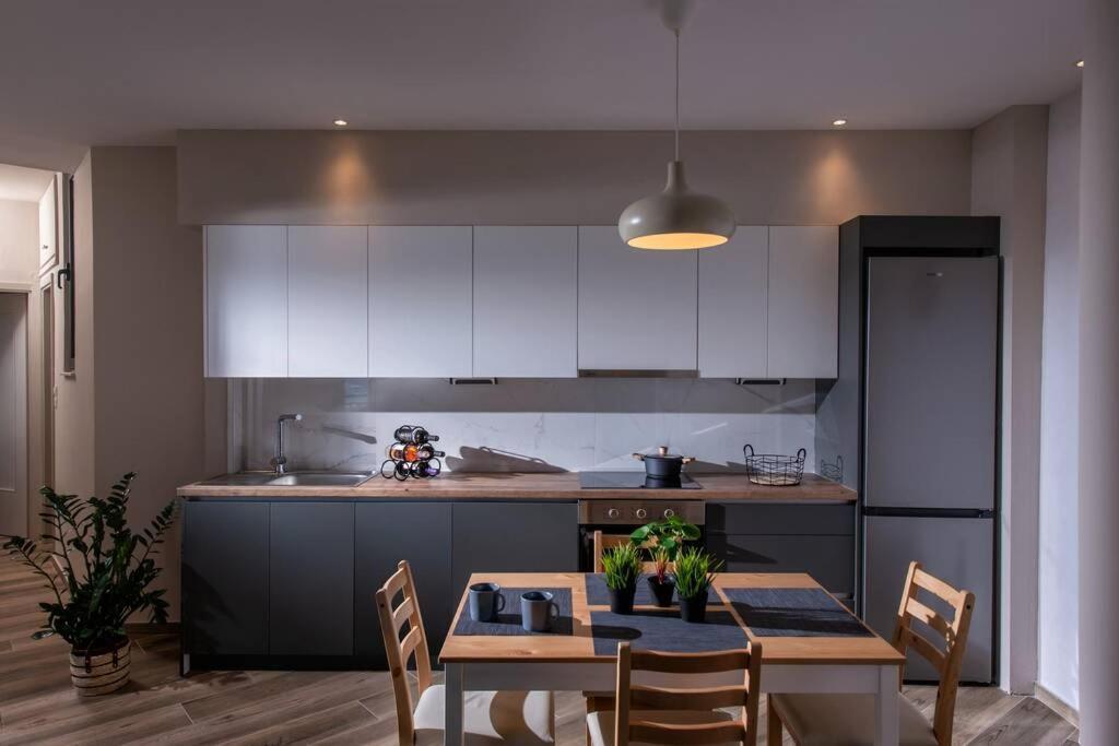 Archipelagos Apt In The Heart Of The City Heraklion  Ngoại thất bức ảnh